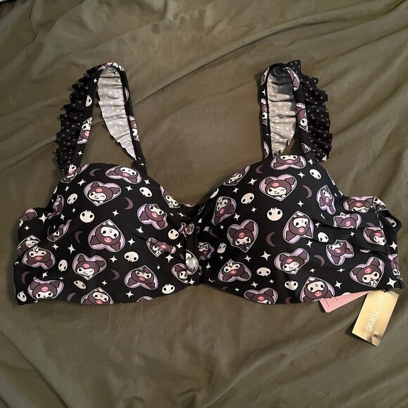 Hot Topic Size 4xl Kuromi Heart Gem Ruffle Swim TOP - Picture 3 of 8